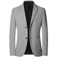 Blazer Masculino em Algodão Luzatti LZ030, caimento estruturado, tecido respirável e design versátil para um visual sofisticado.